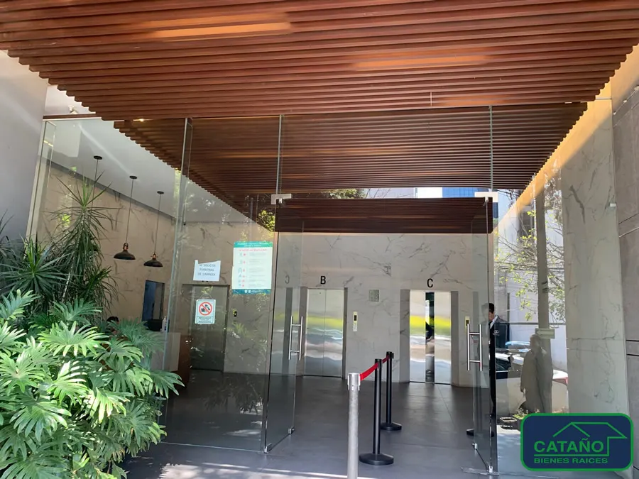 Oficina piso 3en renta en San José Insurgentes