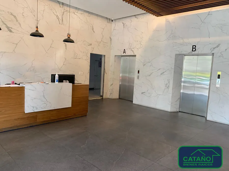 Oficina piso 9 en renta en San José Insurgentes