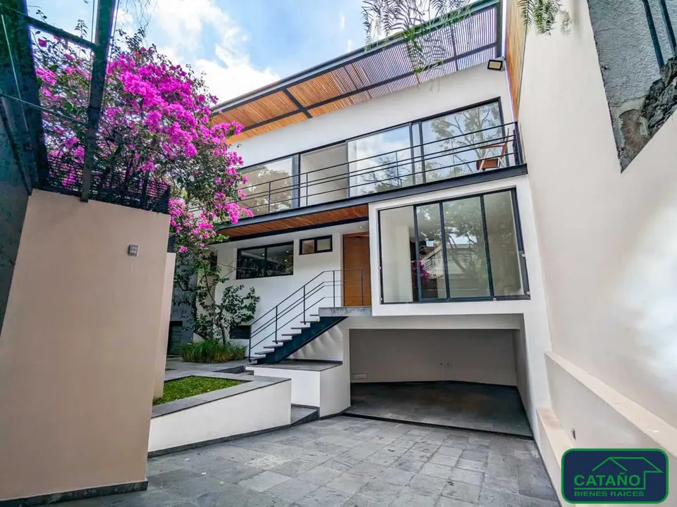 Casa nueva en venta calle cerrada con estricta vigilancia, Cda San Jeronimo