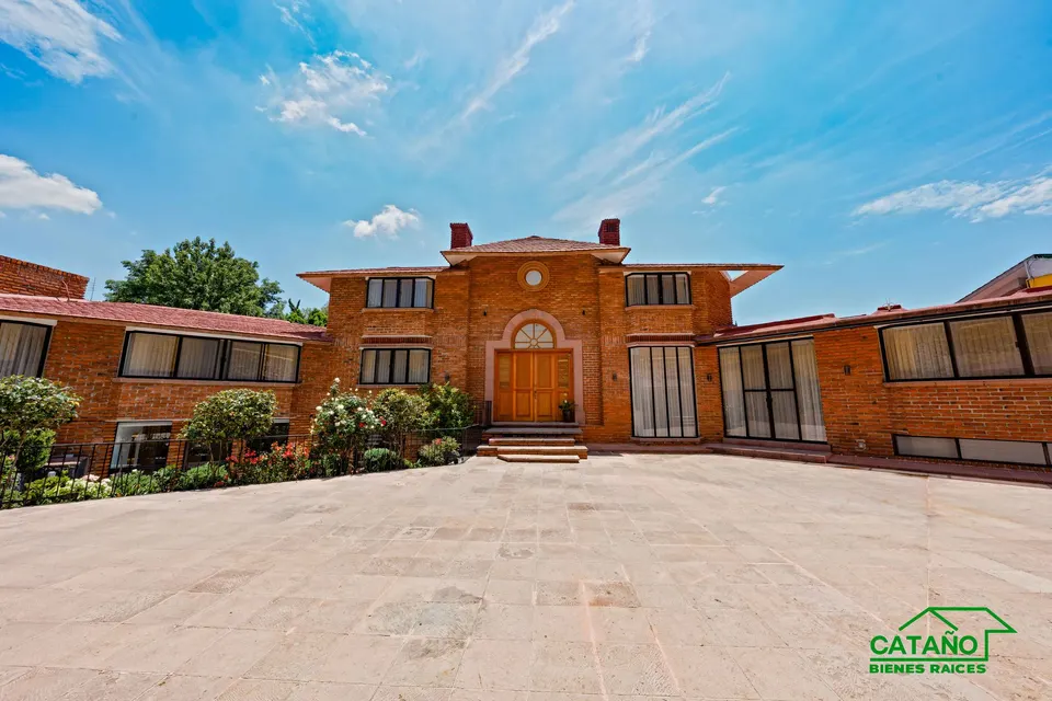 Condominio Horizontal en Venta, Jardines del Pedregal, Boulevard de la Luz